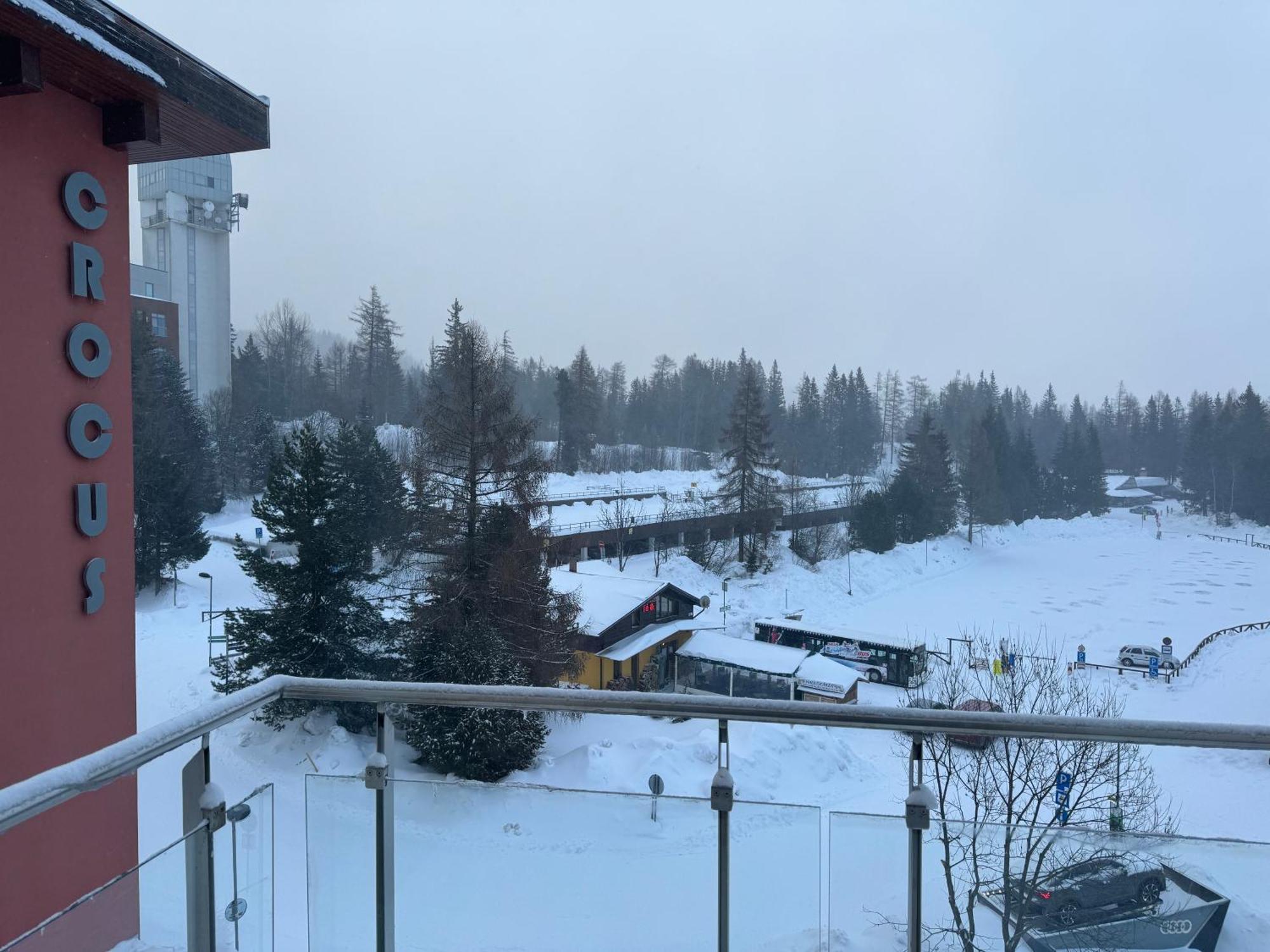 Apartment With Mountain View In Hotel Crocus, Štrbské Pleso 외부 사진