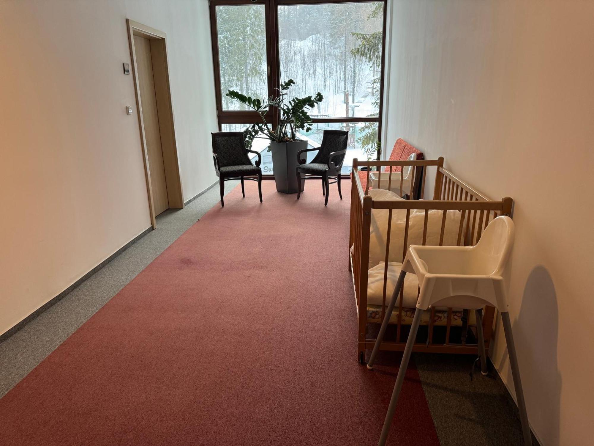 Apartment With Mountain View In Hotel Crocus, Štrbské Pleso 외부 사진