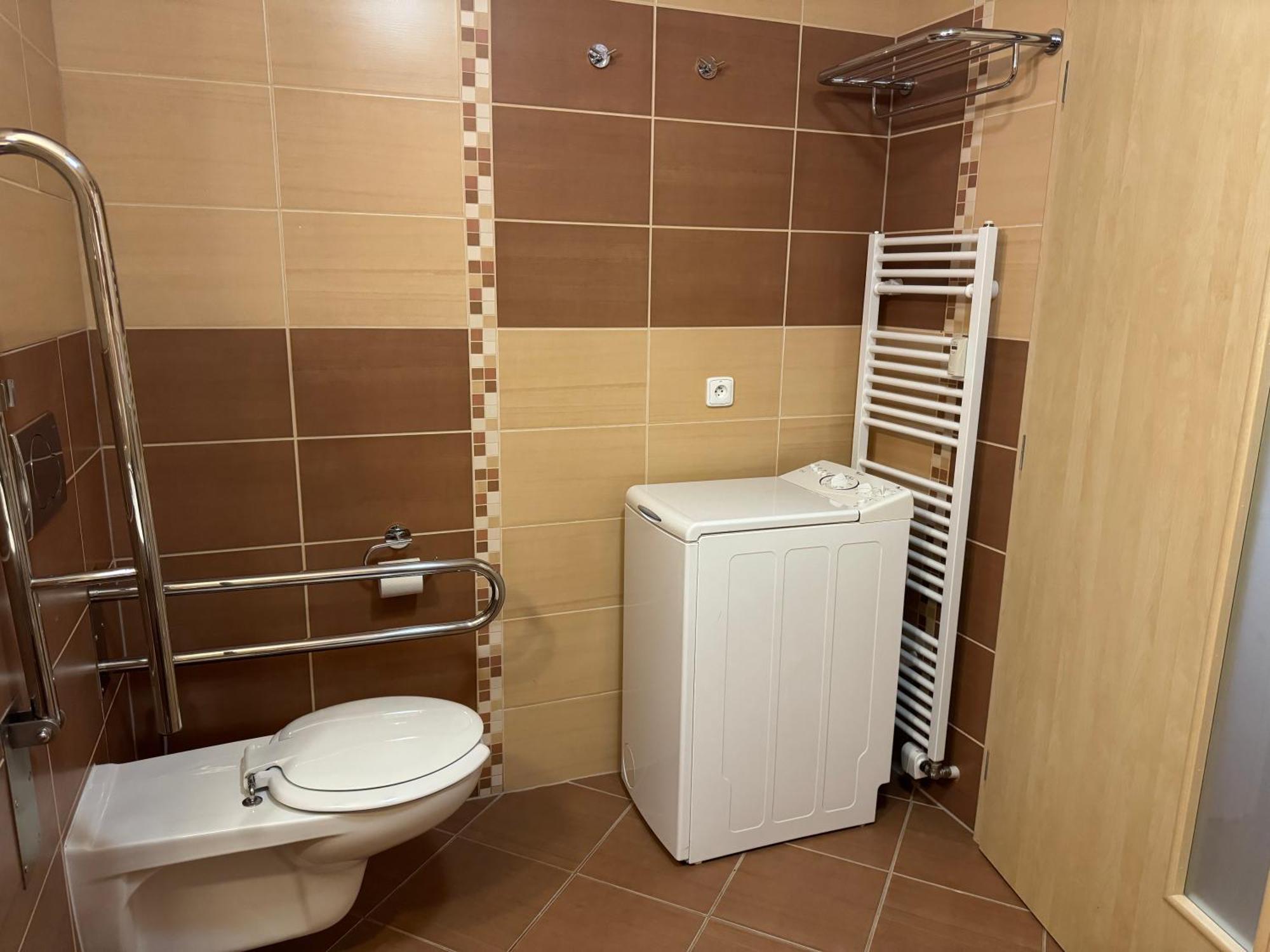 Apartment With Mountain View In Hotel Crocus, Štrbské Pleso 외부 사진