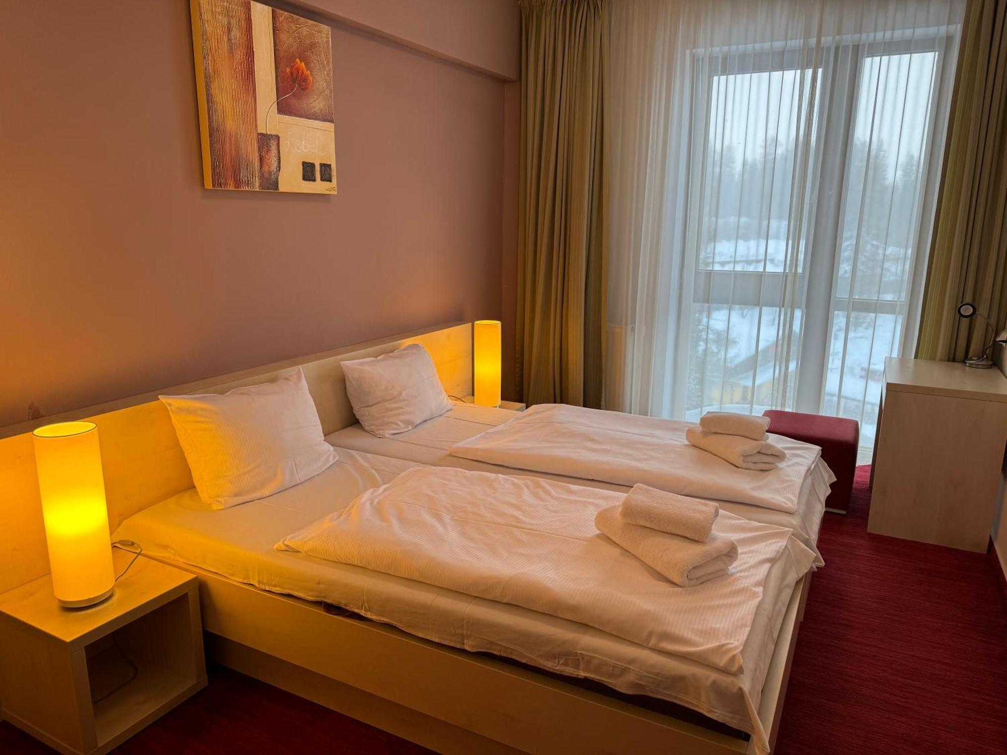 Apartment With Mountain View In Hotel Crocus, Štrbské Pleso 외부 사진